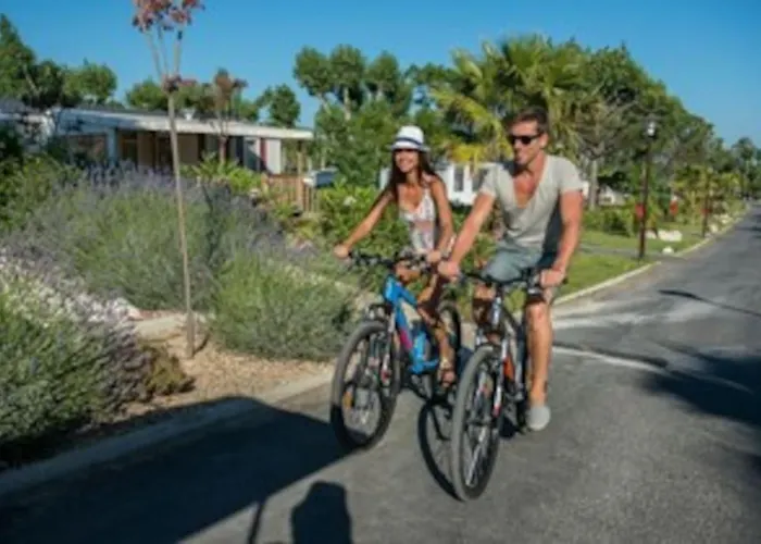 Super Mobile-home Hibiscus Climatise Confort Fun 4* *